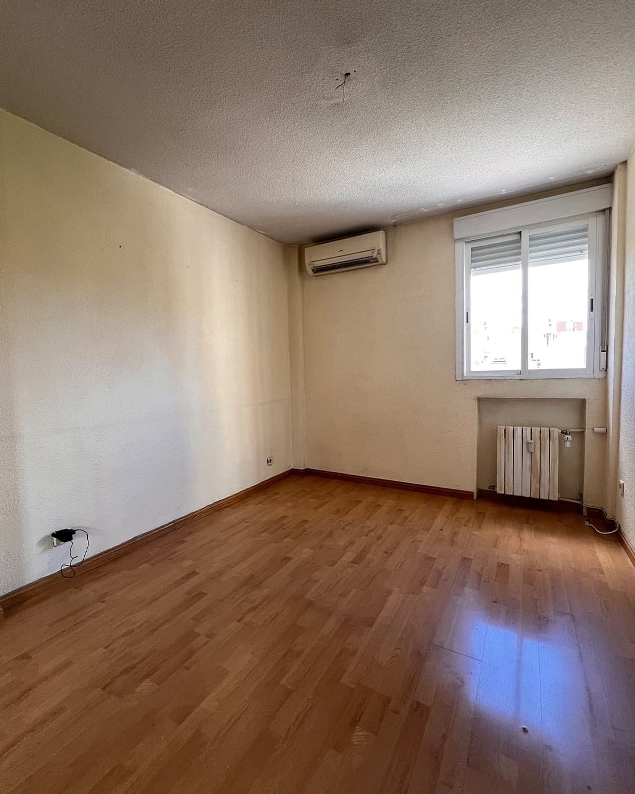 Reforma habitación 6 en Madrid — antes y después — antes